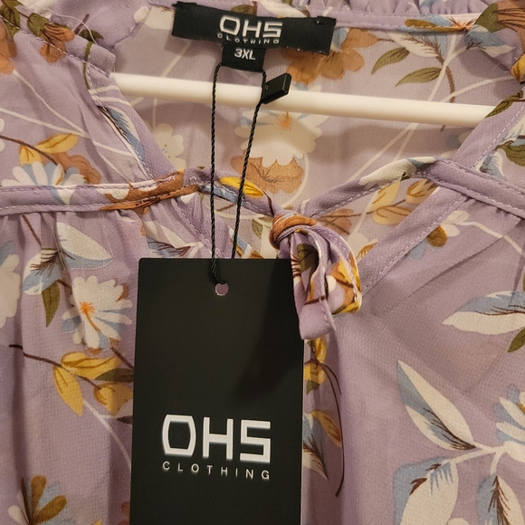 Forever21+: Floral Print Blouse by OHS 3X NWT - Picture 3 of 5